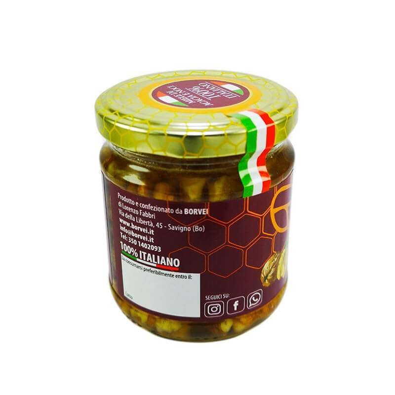 miele-di-acacia-e-noci-sgusciate-apicoltura-borvei