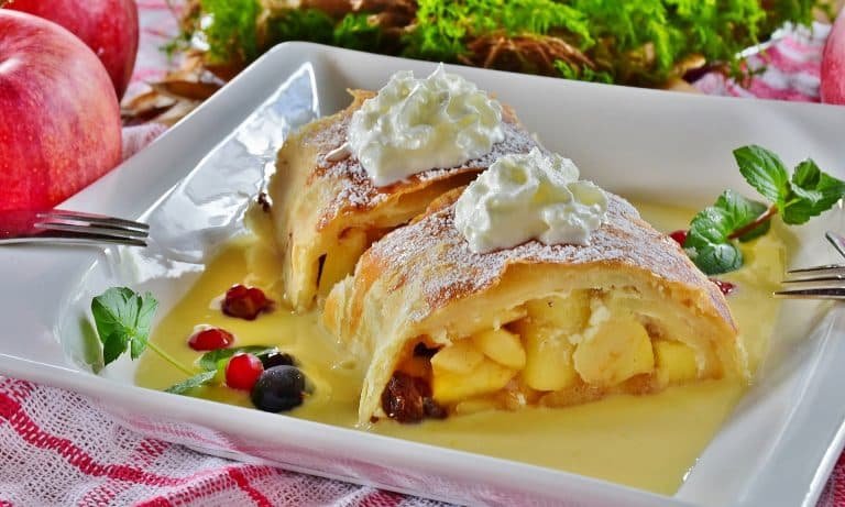 STRUDEL DI MELE E MIELE 16 STRUDEL DI MELE E MIELE